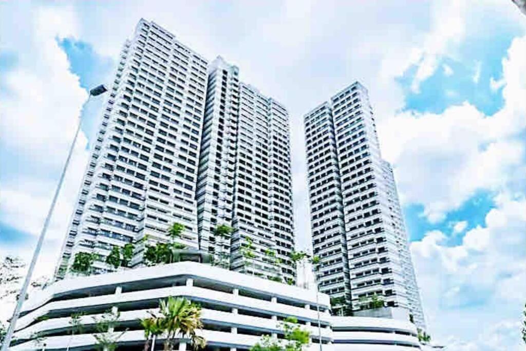 Legoland Jb Aghome Medini 3Room8Pax Bukit Indah نوساجايا المظهر الخارجي الصورة