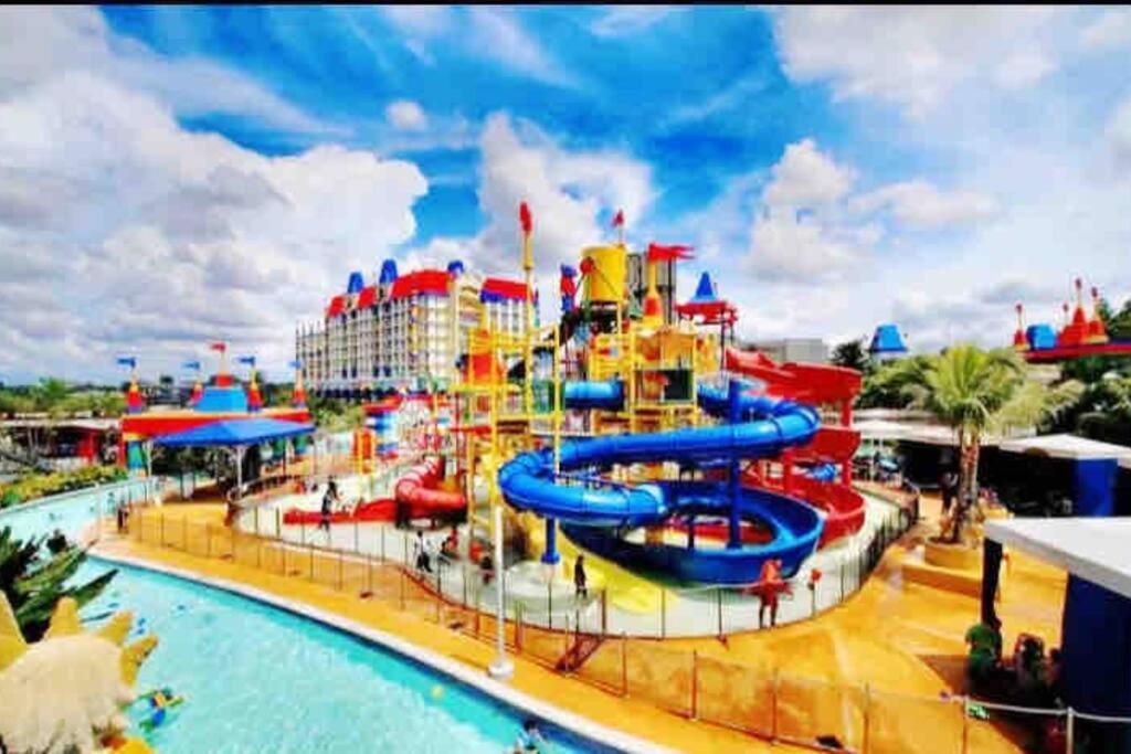 Legoland Jb Aghome Medini 3Room8Pax Bukit Indah نوساجايا المظهر الخارجي الصورة